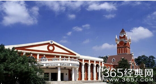 学生被食堂门夹死事件始末