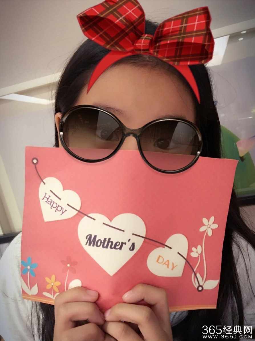 美哭了！贾静雯晒两女儿合影