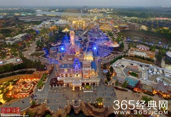 上海迪士尼被吐槽太贵 小笼包6元一个