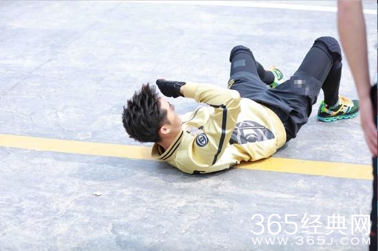 《全员2》田亮拼了!带伤坚持饭量加倍