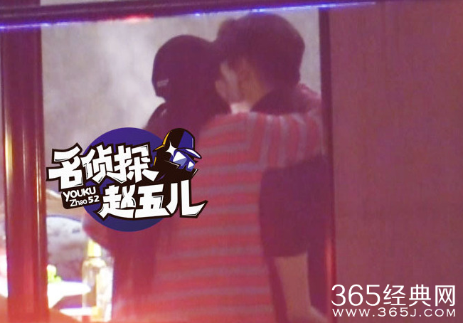 张馨予首回应陪酒袭胸:我们是动作亲密 但没激吻