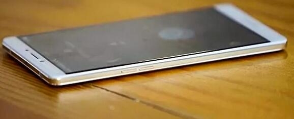 柠檬初上郑磊手机是什么牌子的详情介绍