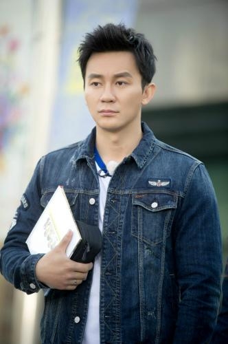 中韩跑男混战在即 李晨撕名牌表现获期待