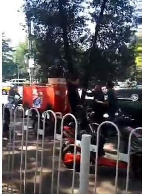 快递员当街殴打老人资料遭人肉