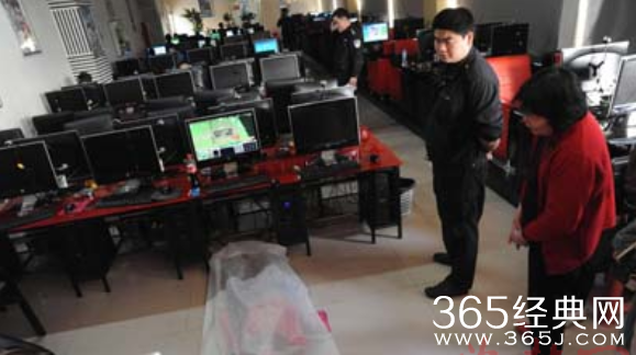 21岁男子半年内上网吧180余次 回家躺床上猝死
