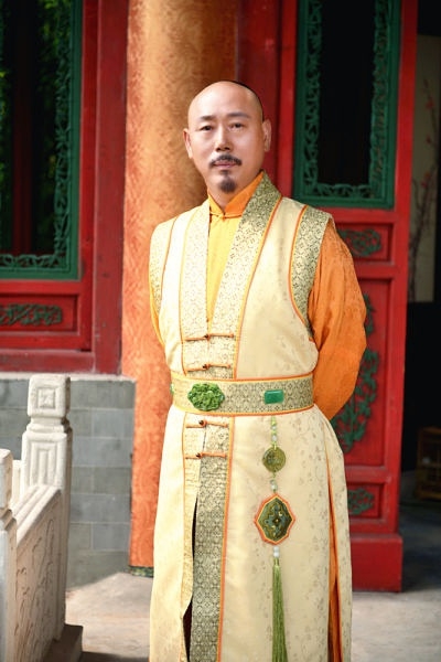 乾隆秘史弘皙的扮演者个人资料