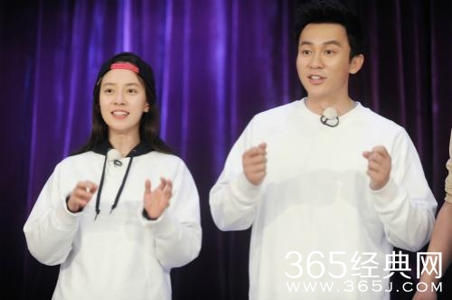 中韩跑男混战在即 李晨撕名牌表现获期待