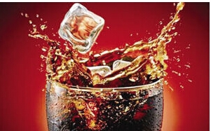 浙江53岁大伯仰头喝可乐四肢瘫痪