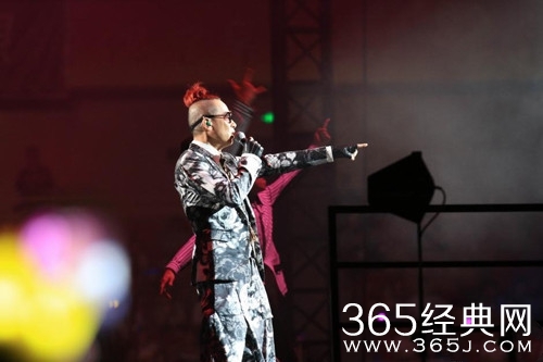 《古惑仔》五兄弟再聚首 歌唱友情重温怀旧热潮