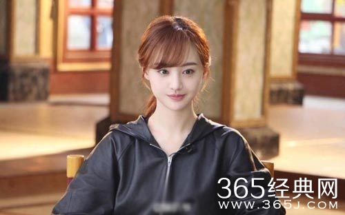 郑爽颜值重回巅峰 长点肉的她终于美回来了