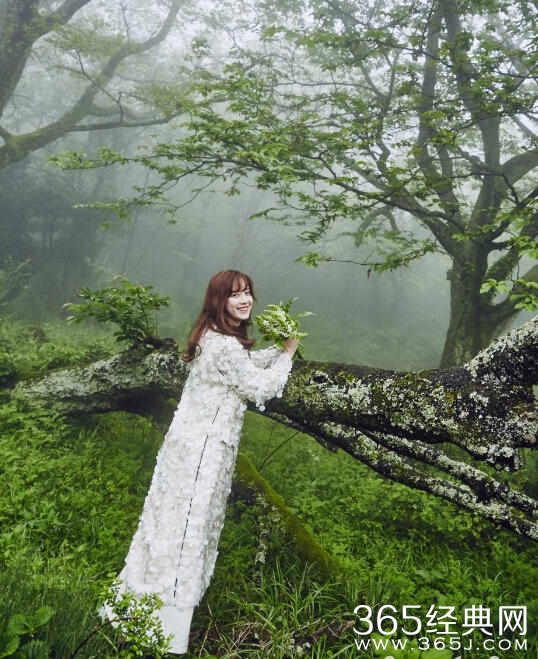 安宰贤具惠善明日大婚 拍甜蜜画报狂虐单身狗