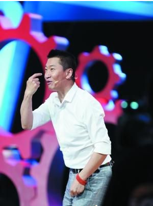 周杰做客《年代秀》 首谈尔康表情包