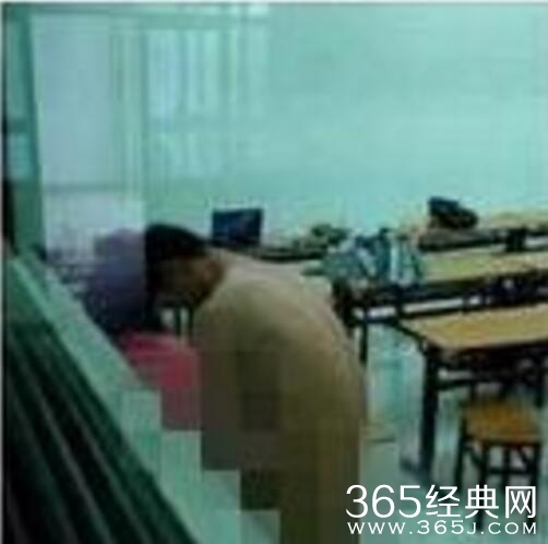 网曝南京学生教室性爱照片 校方表示像本校的教室