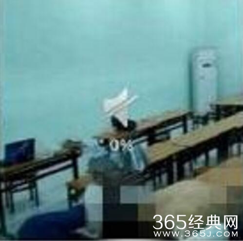 网曝南京学生教室性爱照片 校方表示像本校的教室