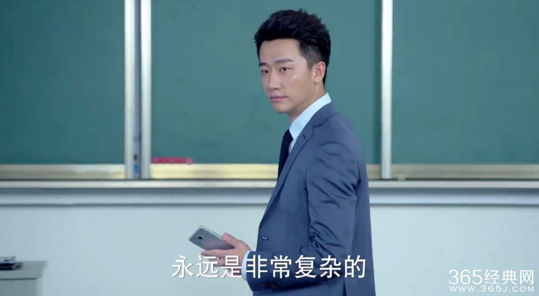 亲爱的翻译官第7集 乔菲醉酒怒砸家阳爱车