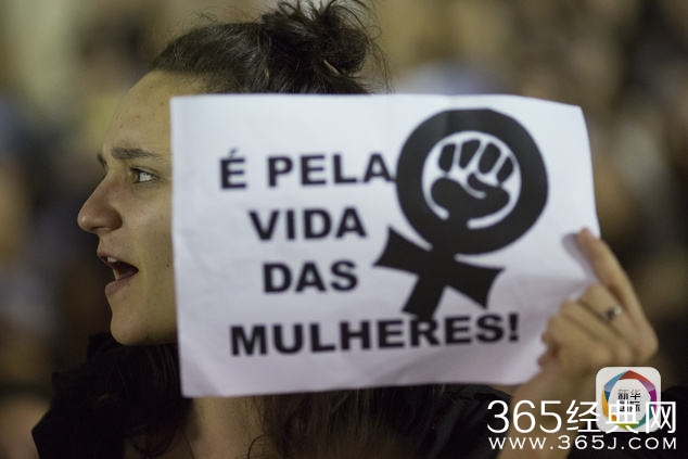 罪！巴西少女遭33名男子下药轮奸引民众愤怒