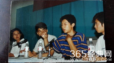 大黑牛李晨旧照曝光 条纹上衣青涩稚嫩