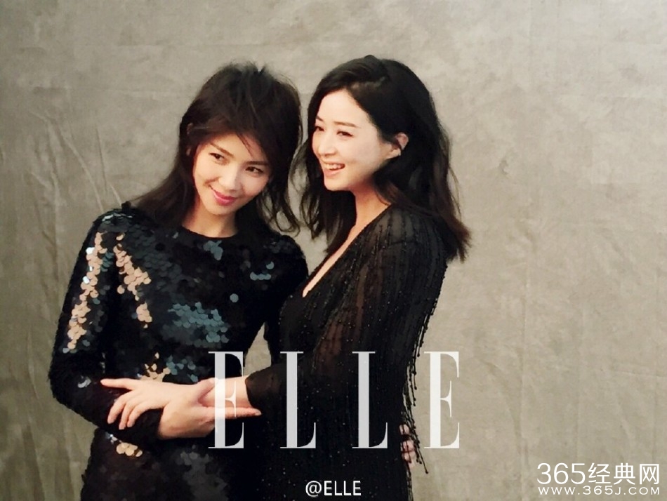 欢乐颂“五美”合体拍写真 却找不到杨紫