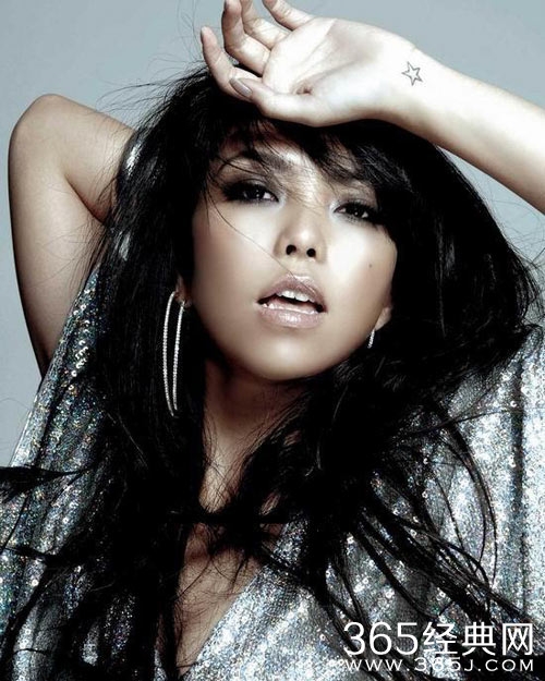 张惠妹成功铲肉7公斤 晚餐只吃两根小黄瓜