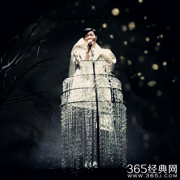 王菲确定复出 时隔4年上海再办演唱会