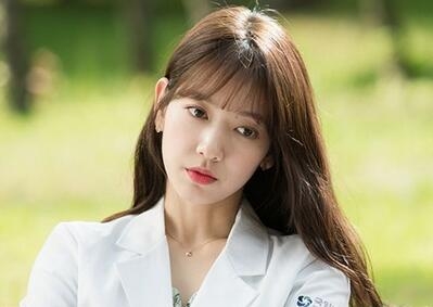 doctors刘惠静（朴信惠）项链什么牌子