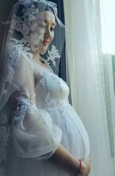 沈眉庄挺孕肚大婚 已怀孕6个月
