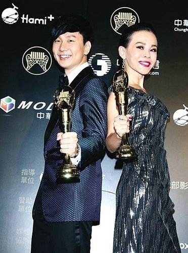 2016金曲奖举行 林俊杰封王彭佳慧封后