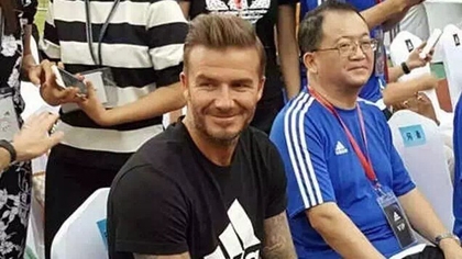 贝克汉姆空降广州 执信中学娱乐踢球