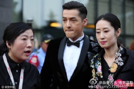 明镜明台再合体 刘敏涛被保护秒变小女生