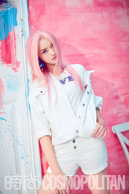 林允夏日写真大片曝光 气质出众演绎花季少女