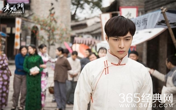 《老九门》曝片花 陈伟霆张艺兴拔枪对峙