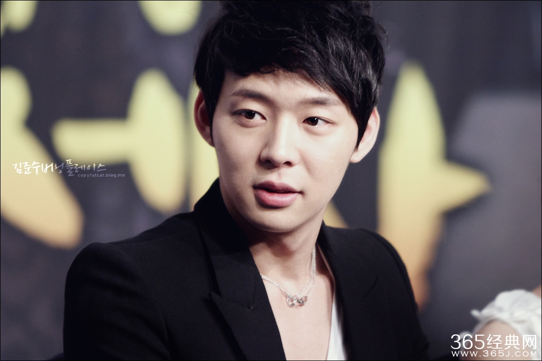 小鲜肉负新闻频发 粉丝经济危机重重