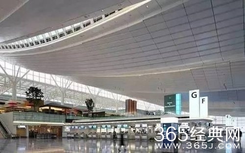 中国大妈靠打扫卫生成日本国宝级匠人