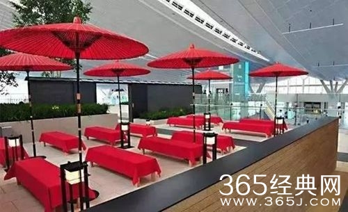 中国大妈靠打扫卫生成日本国宝级匠人