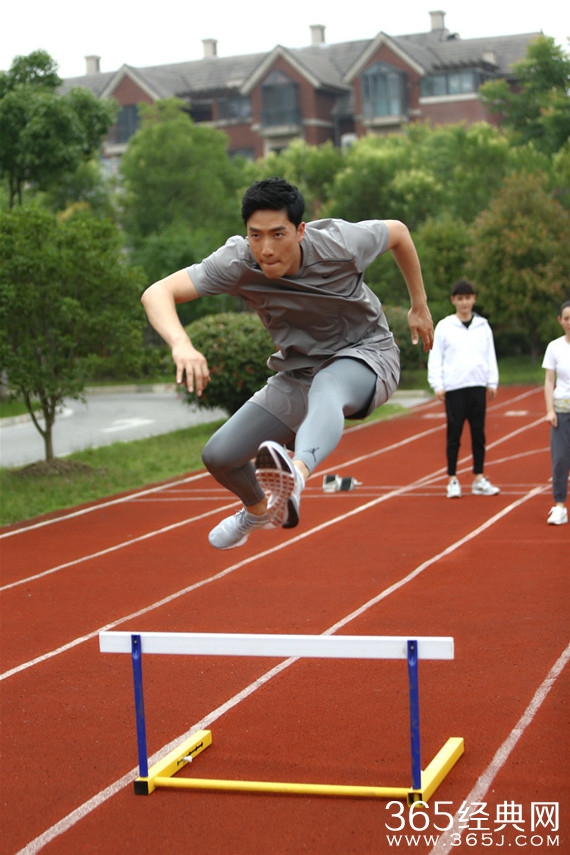 《味道》刘翔落泪 自曝跟腱断裂幕后故事