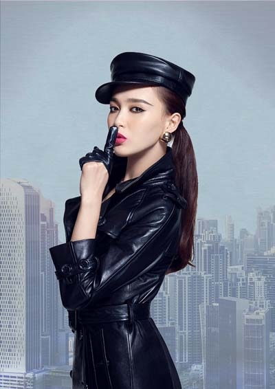 唐嫣拍时尚大片 女王气场霸气十足