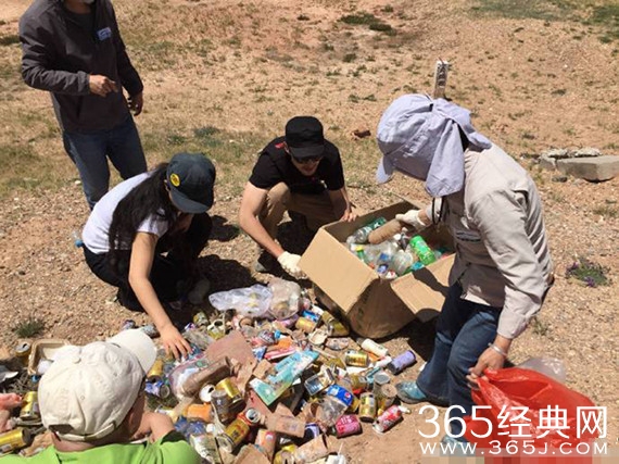 娱乐圈集体虐狗 胡歌：不如捡垃圾