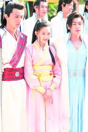 关晓彤《九州天空城》在玛丽苏与个性自由切换