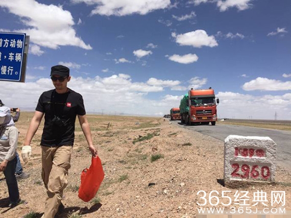 娱乐圈集体虐狗 胡歌：不如捡垃圾