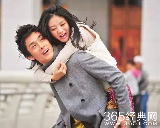 曾经的电视剧女王 如今只能靠露肉抢头条