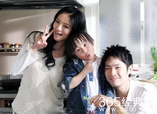 曾经的电视剧女王 如今只能靠露肉抢头条