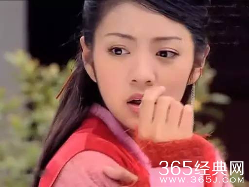 曾经的电视剧女王 如今只能靠露肉抢头条