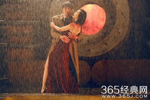 《快手枪手快枪手》剧照曝光 张静初女军官造型帅气