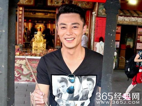 准新郎霍建华现身 网友当面喊：新婚快乐