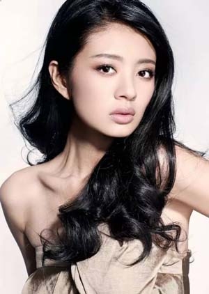 曾经的电视剧女王 如今只能靠露肉抢头条