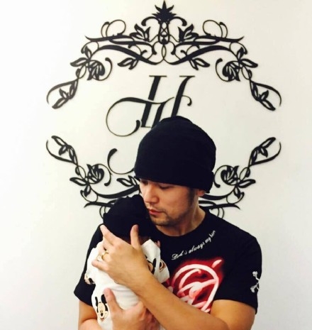 周杰伦林志颖俩奶爸同行 大聊育儿经