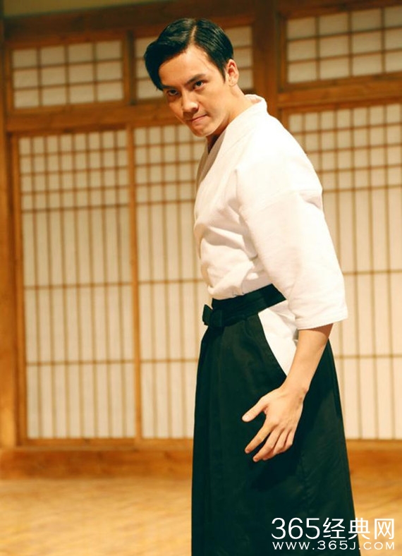 陈伟霆不顾形象放笑弹 观众直呼笑出腹肌