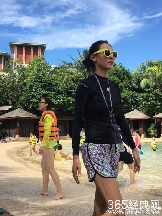 张柏芝暴瘦现火柴腿 上围缩水网友心疼