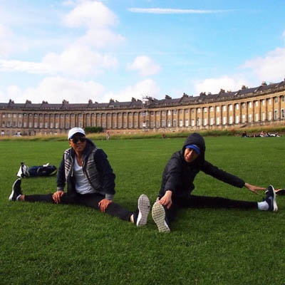 甄子丹夫妻玩自拍 夫妻二人搞怪秀恩爱