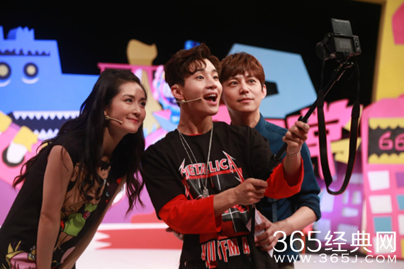 谢娜你正常吗首当嘉宾 畅聊家庭分工大秀恩爱